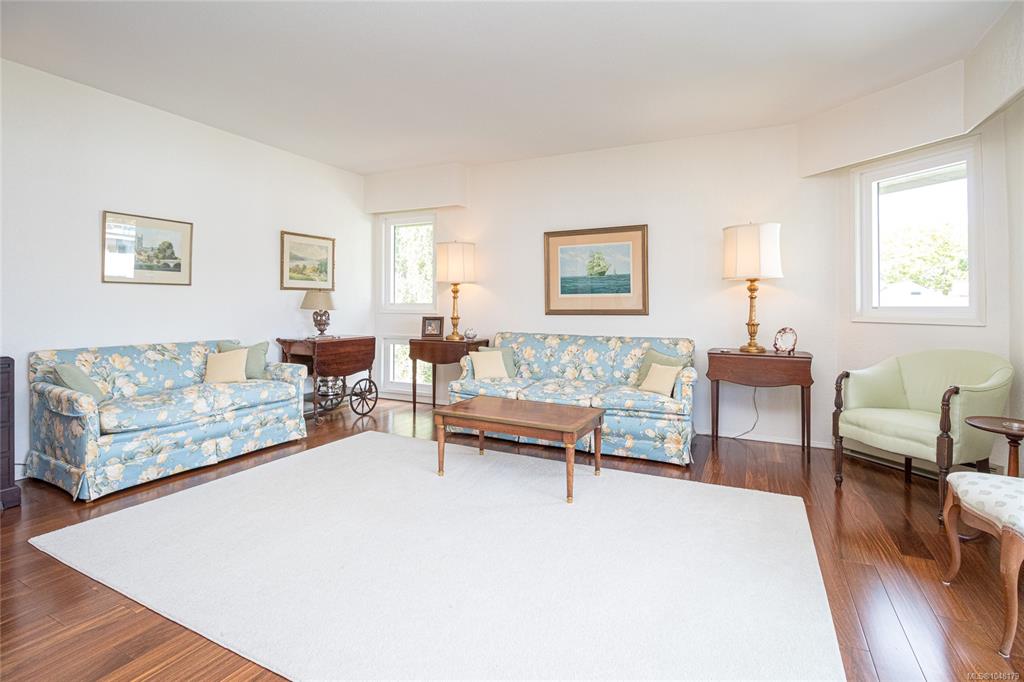 Fifth View of 1145 Hilda St, Victoria, BC, V8V 2Z5