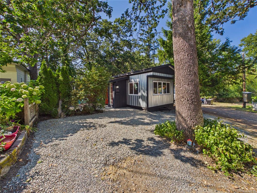Second View of 1201 Craigflower Rd, View Royal, BC, V9A 2X9