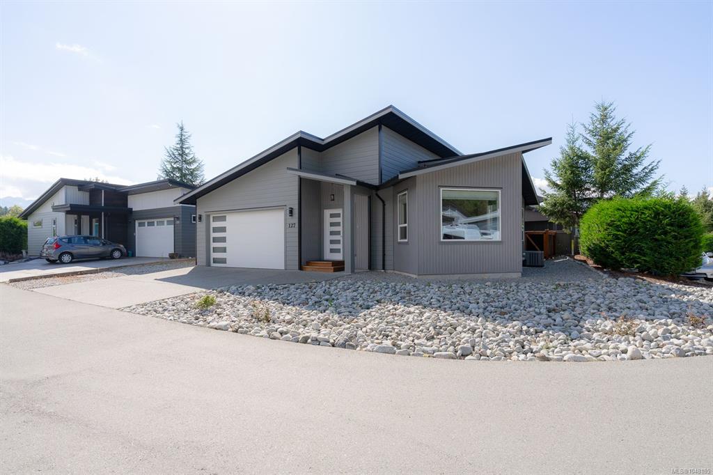 Third View of 4065 Mcbride St, Port Alberni, BC, V9Y 6X5