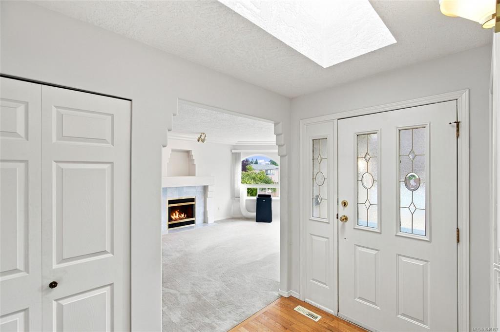 Third View of 288 Lodgepole Dr, UPLANDS, Parksville, BC, V9P 2S3