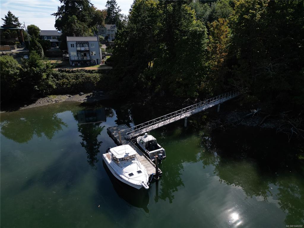 Fifth View of 5025 Genoa Bay Rd, Duncan, BC, V9L 5Y6