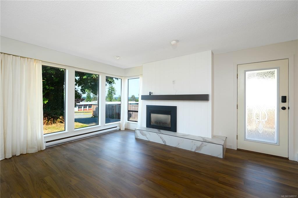 Fourth View of 729 Holm Rd, Campbell River, BC, V9W 5R5