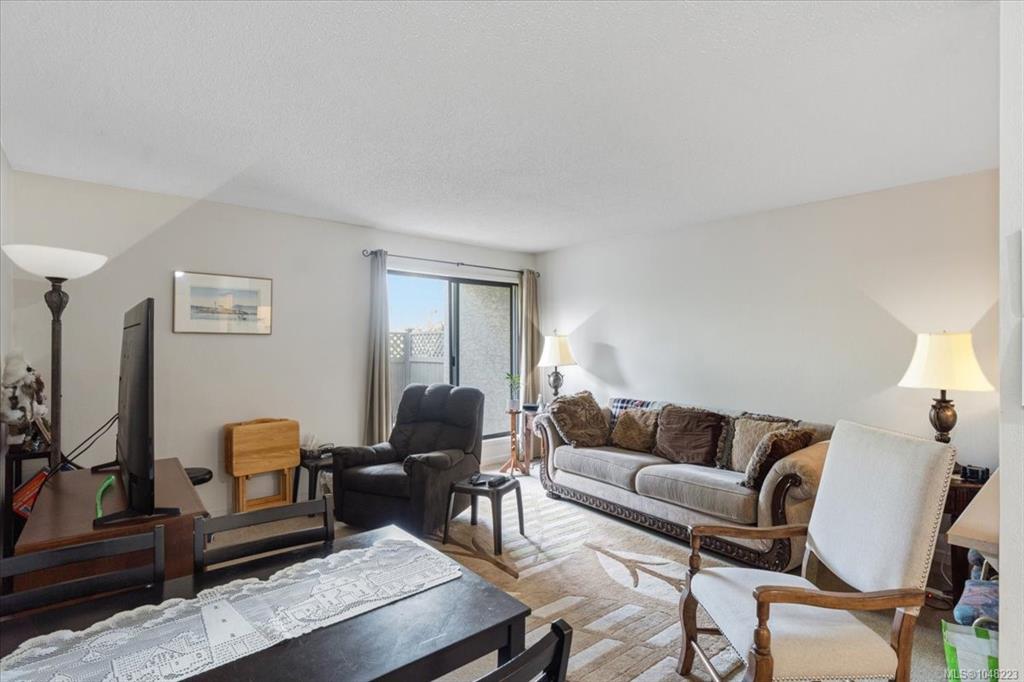 Third View of 345 Morison Ave, Parksville, BC, V9P 1P6