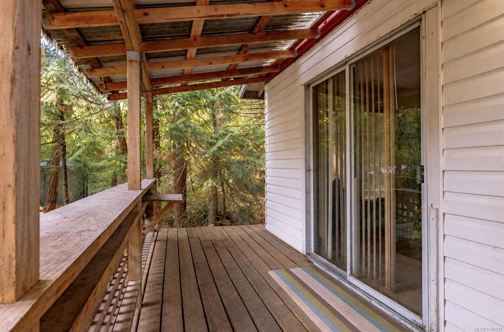 Fifth View of 925 Carmen Cres, Gabriola Island, BC, V0R 1X2