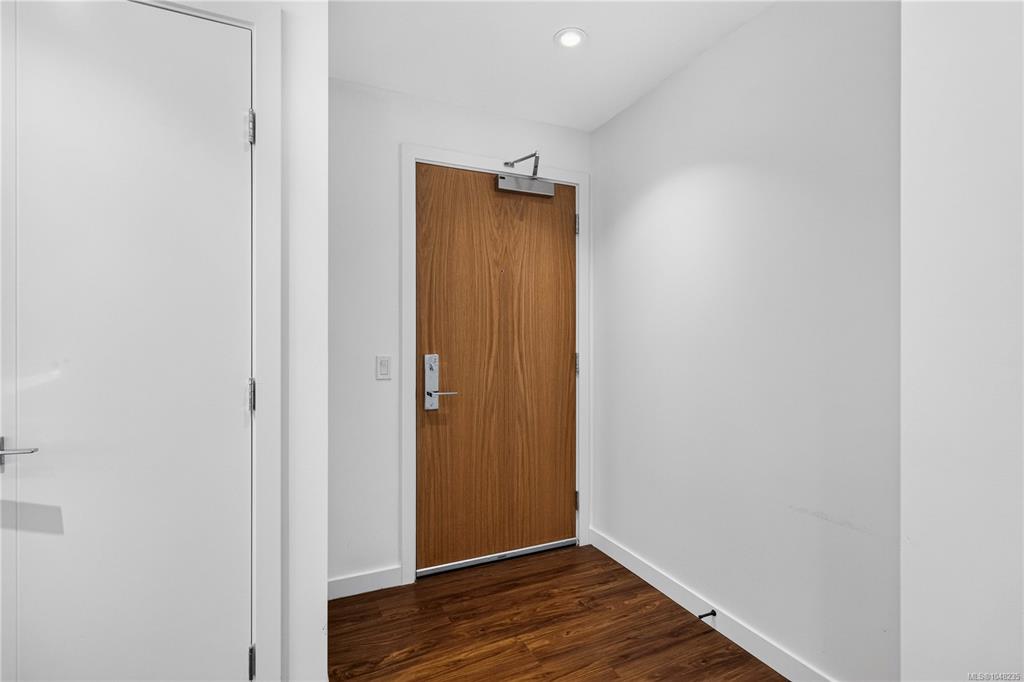 Fifth View of 363 Tyee Rd, Dockside Green, Victoria, BC, V9A 0B5