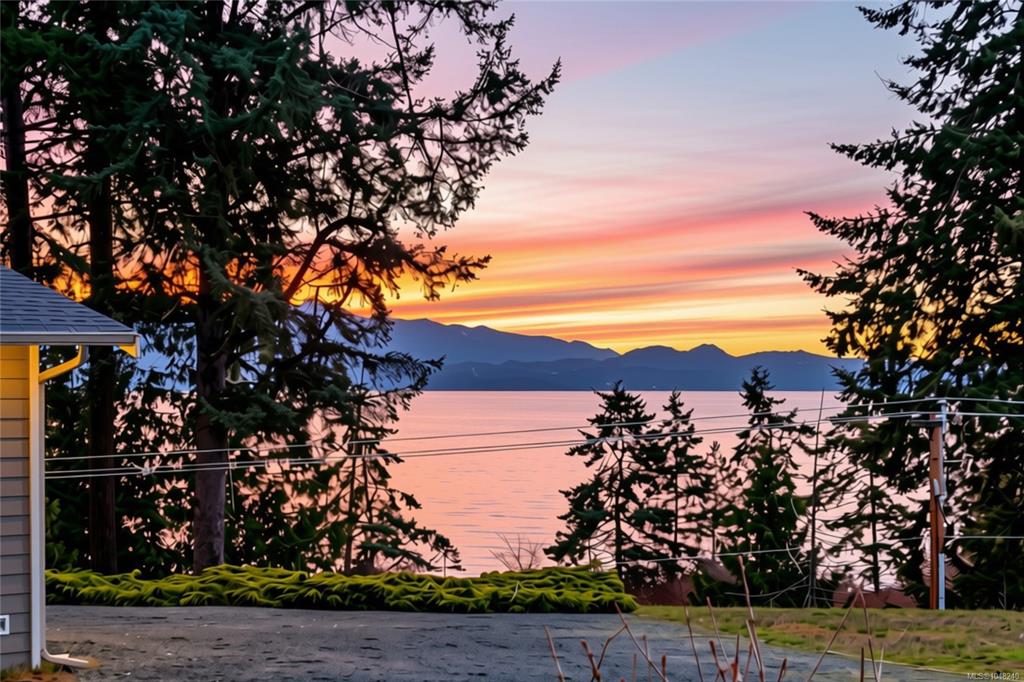 Fourth View of 3043 Raymur Pl, QUALICUM NORTH, Qualicum Beach, BC, V9K 2N9