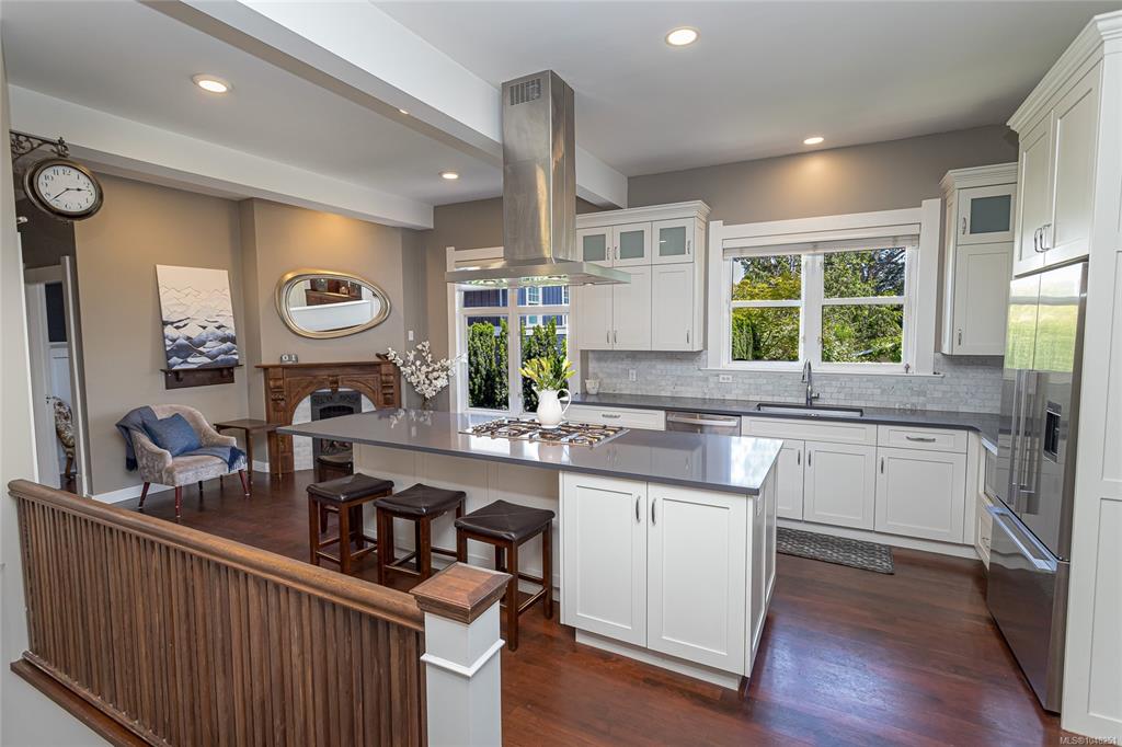875 Richmond Ave, 1048251, BC,