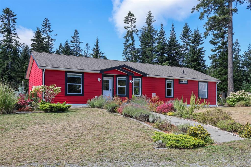 Third View of 4114 Island Hwy S, Campbell River, BC, V9H 1B5