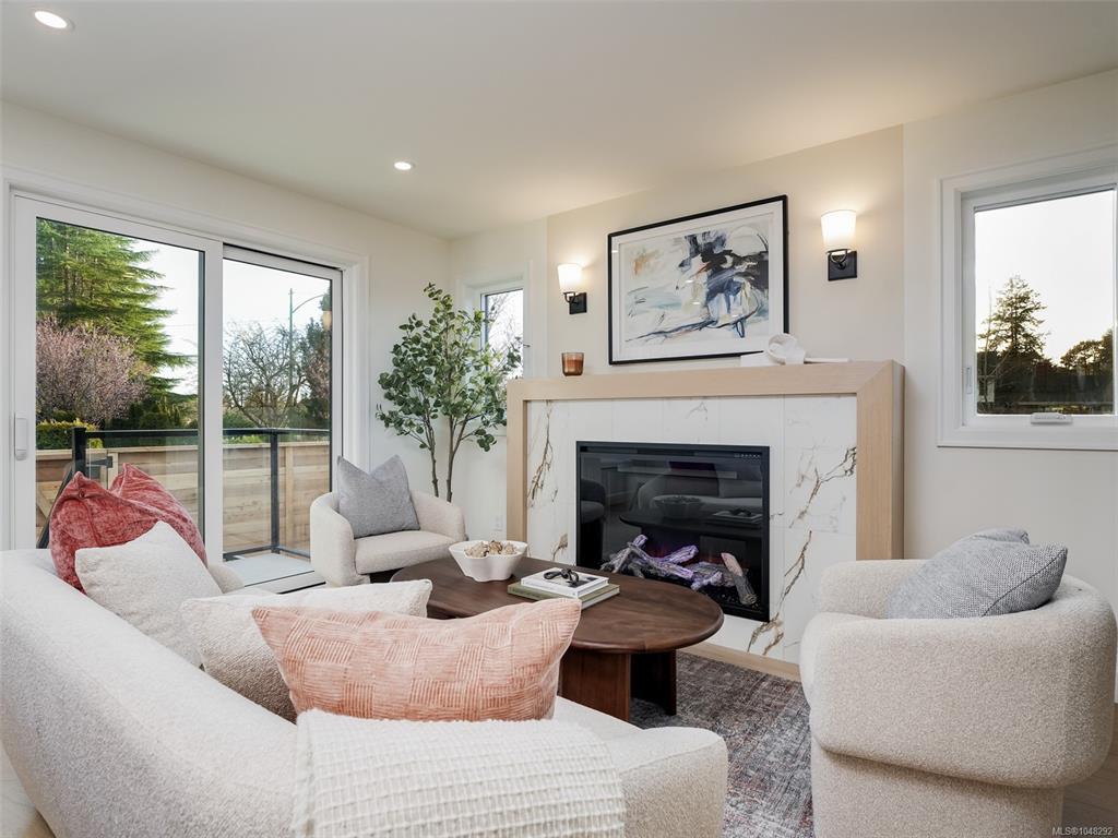 Fourth View of 3513 Henderson Rd, Henderson Park, Oak Bay, BC, V8R 3K5