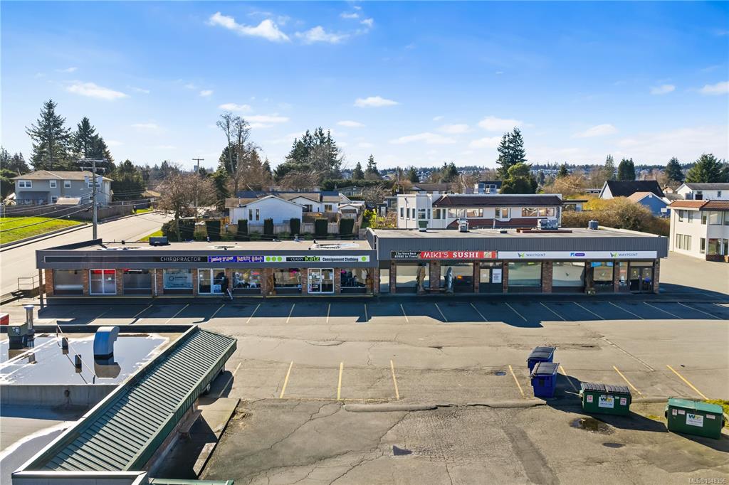 Third View of 80 Westgate Rd, Campbell River, BC, V9W 1R2