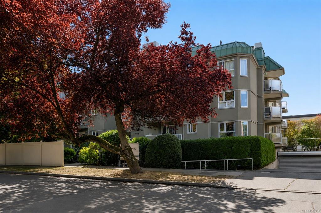 2520 Wark St, 1048314, BC,