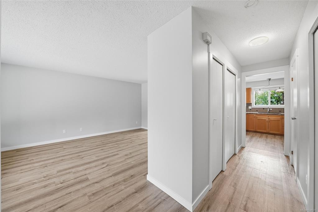 Fourth View of 2457 Rosstown Rd, Nanaimo, BC, V9T 3R6