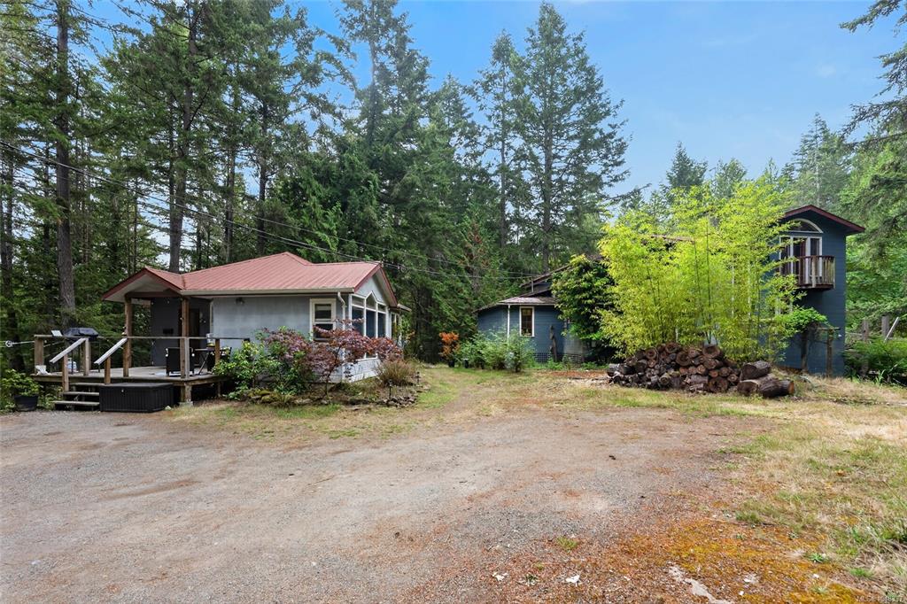 Second View of 3319 Decourcy Dr, Nanaimo, BC, V9G 1E4