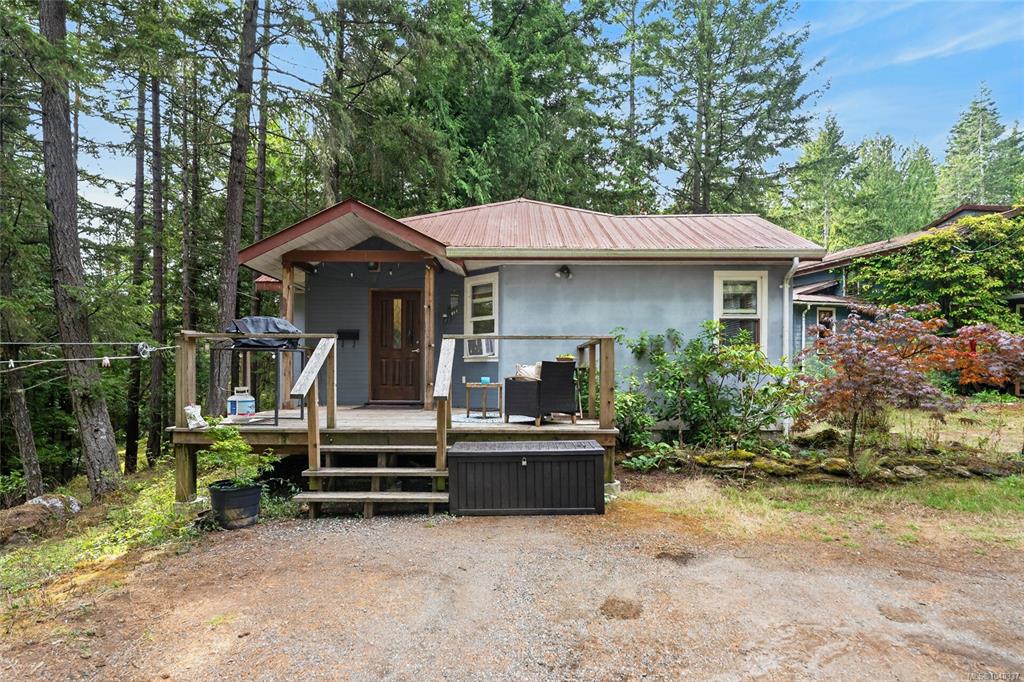 Fifth View of 3319 Decourcy Dr, Nanaimo, BC, V9G 1E4