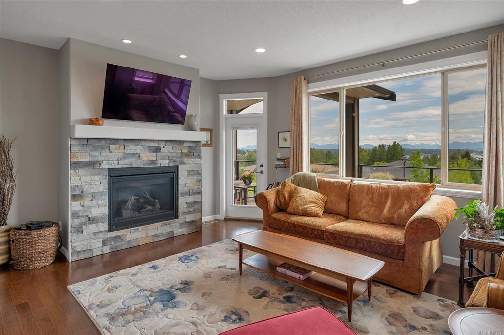 Fourth View of 885 Timberline Dr, Campbell River, BC, V9H 0A8