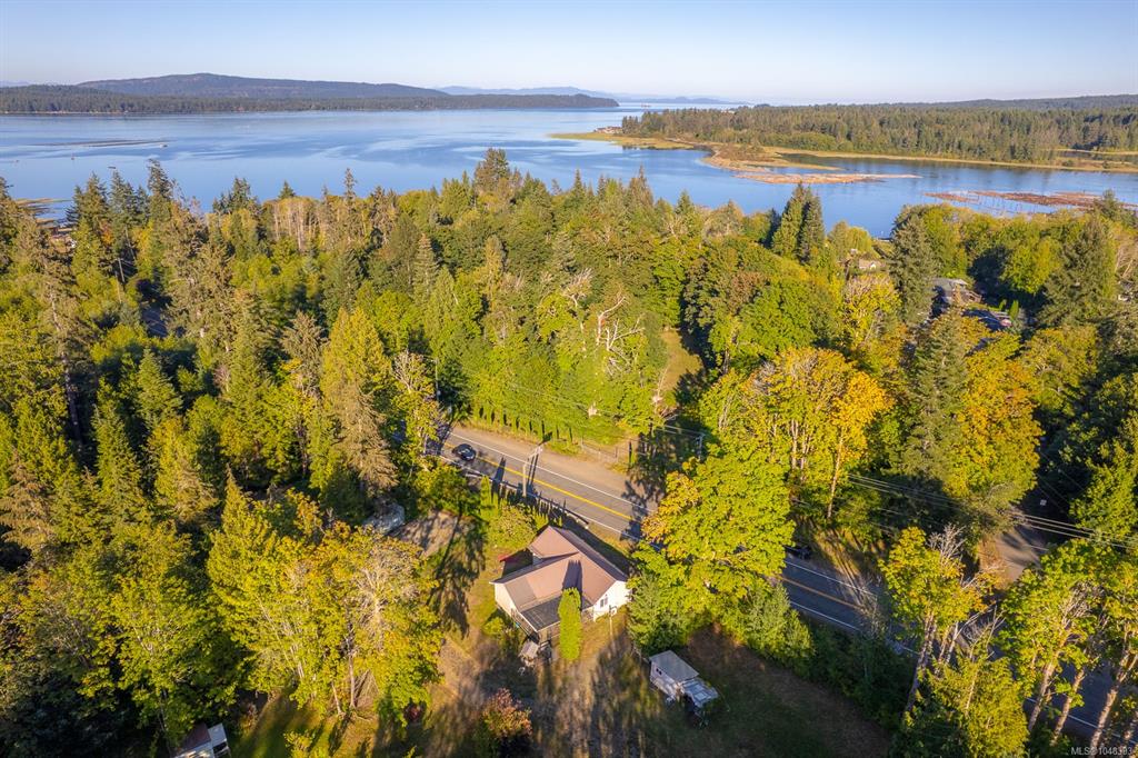 8331 Island Hwy S, 1048393, BC,