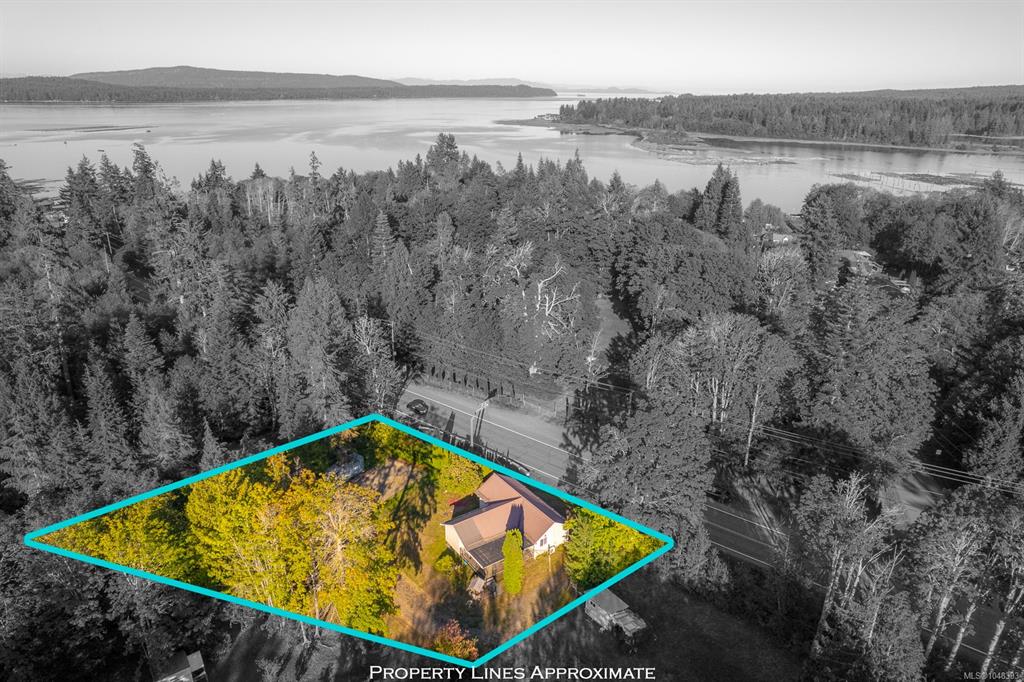 Third View of 8331 Island Hwy S, Fanny Bay, BC, V0R 1V0