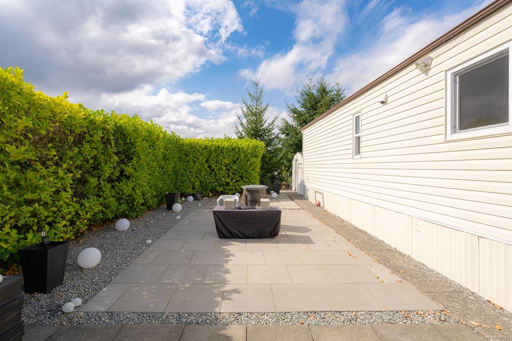 Fifth View of 6325 Metral Dr, Nanaimo, BC, V9T 6P9