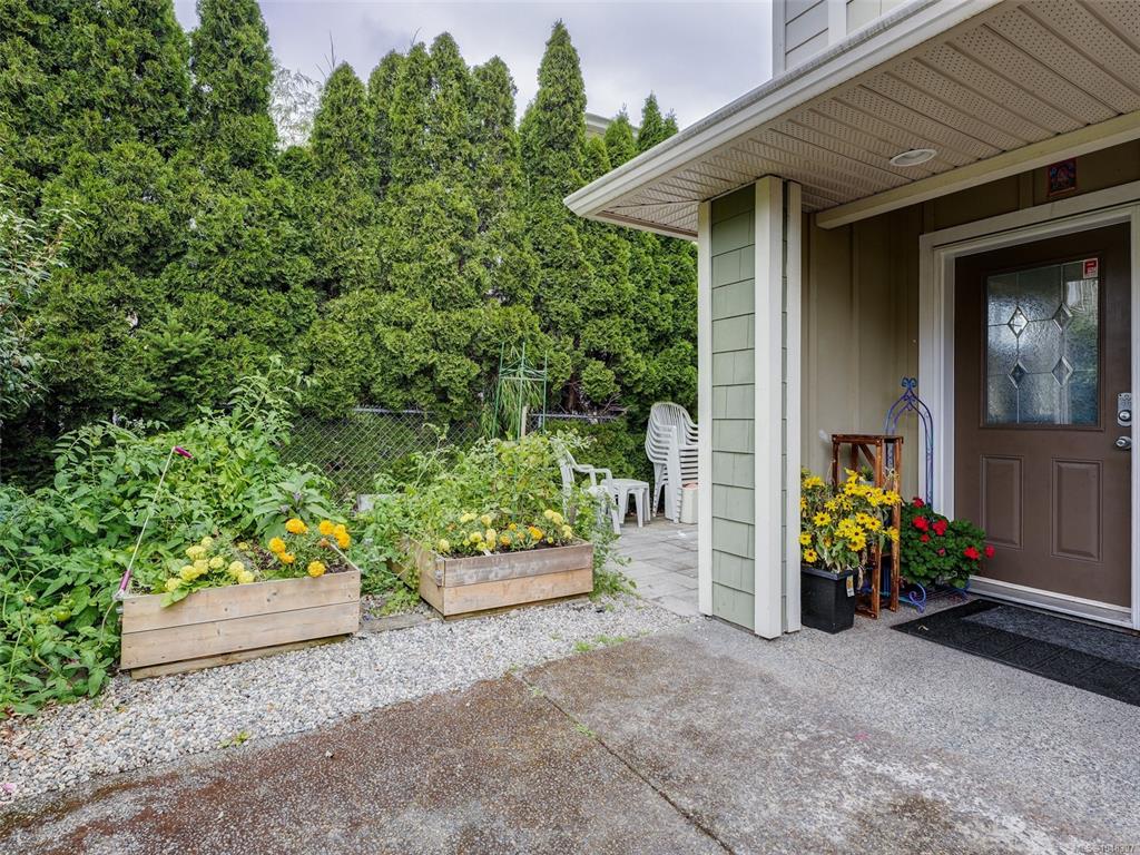 Fourth View of 2923 Phipps Rd, Langford, BC, V8P 0A8