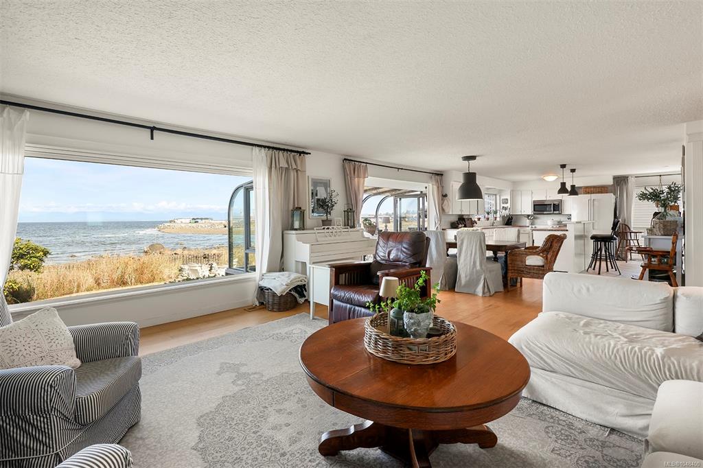 Fourth View of 1442 Wilkinson Rd, Comox, BC, V9M 4B3