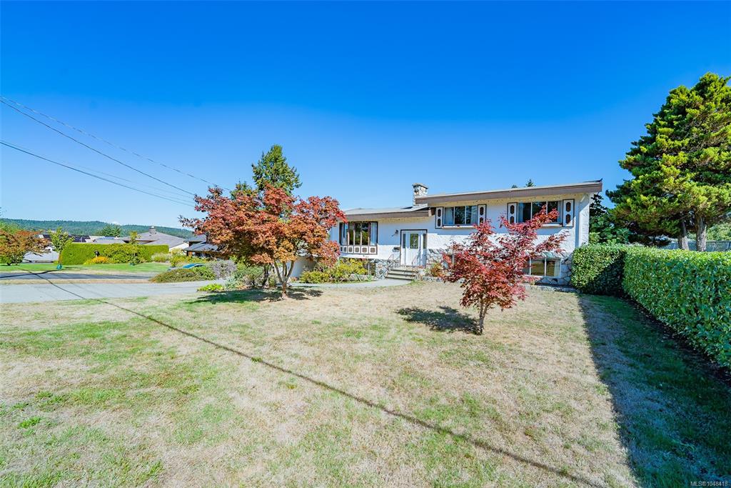 Second View of 2440 Cosgrove Cres, Nanaimo, BC, V9S 3P2