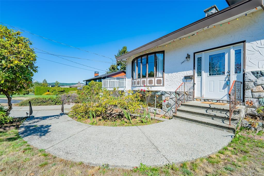 Fifth View of 2440 Cosgrove Cres, Nanaimo, BC, V9S 3P2