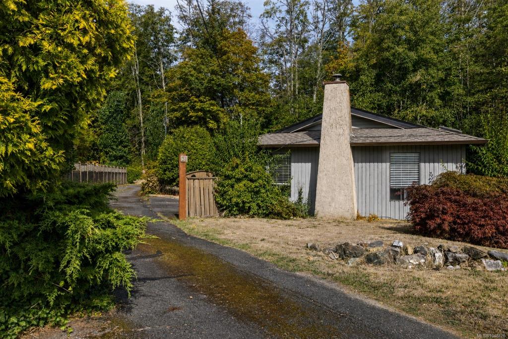 Second View of 493 Pioneer Cres, Pioneer Garden Estates, Parksville, BC, V9P 1V1