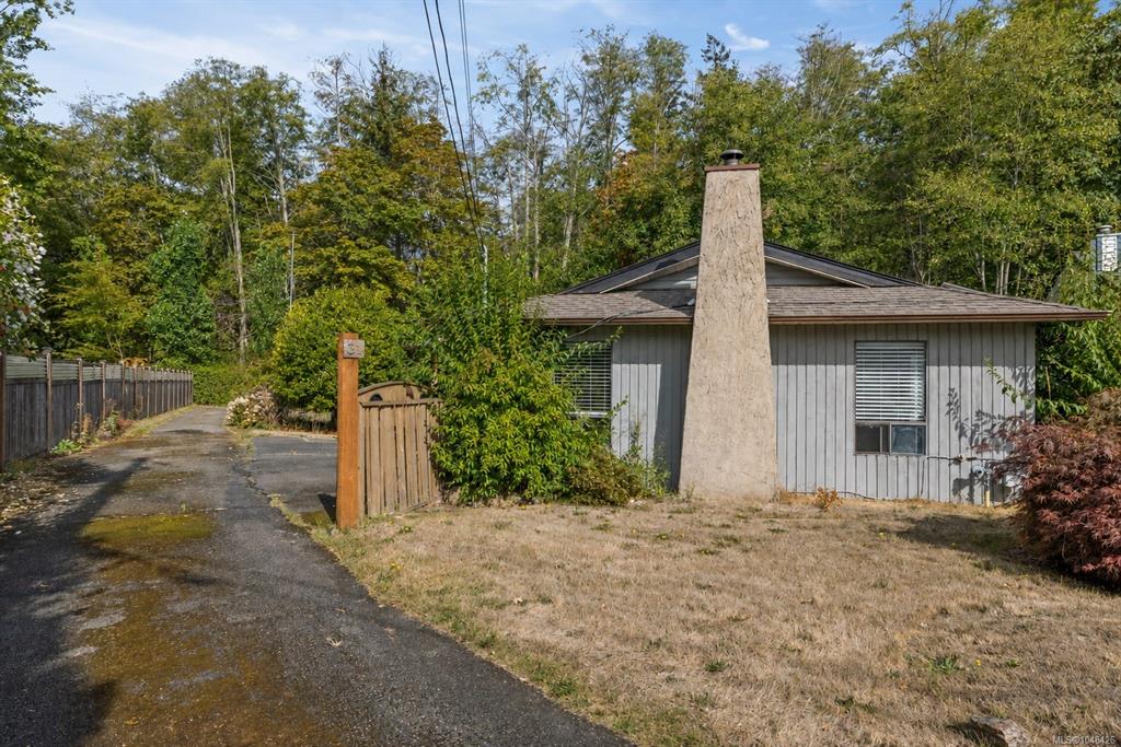 Third View of 493 Pioneer Cres, Pioneer Garden Estates, Parksville, BC, V9P 1V1