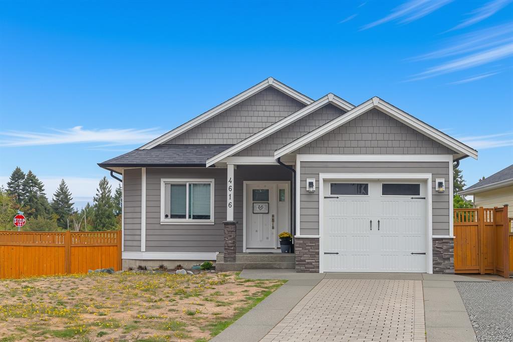 4616 Mallard Way, 1048429, BC,