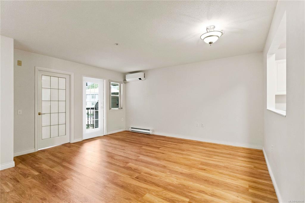 Fourth View of 290 Island Hwy, View Royal, BC, V9B 1G5