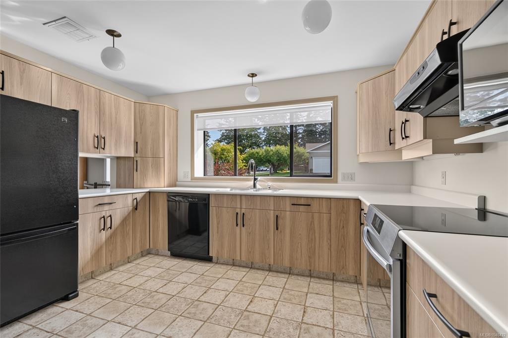 Fifth View of 1125 Marin Park Dr, Central Saanich, BC, V8M 1E8