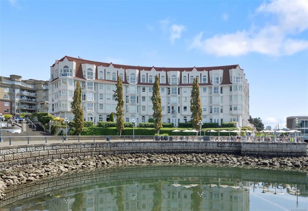 10 Paul Kane Pl, 1048461, BC,