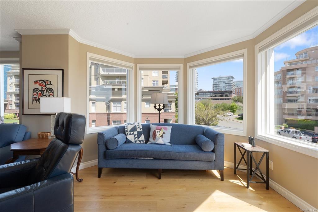 Fourth View of 10 Paul Kane Pl, Royal Quay East, Victoria, BC, V9A 7J8