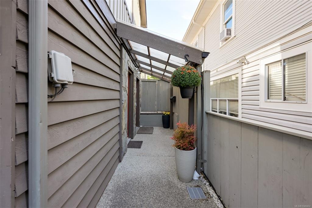 Fourth View of 132 Michigan St, Victoria, BC, V8V 1R1