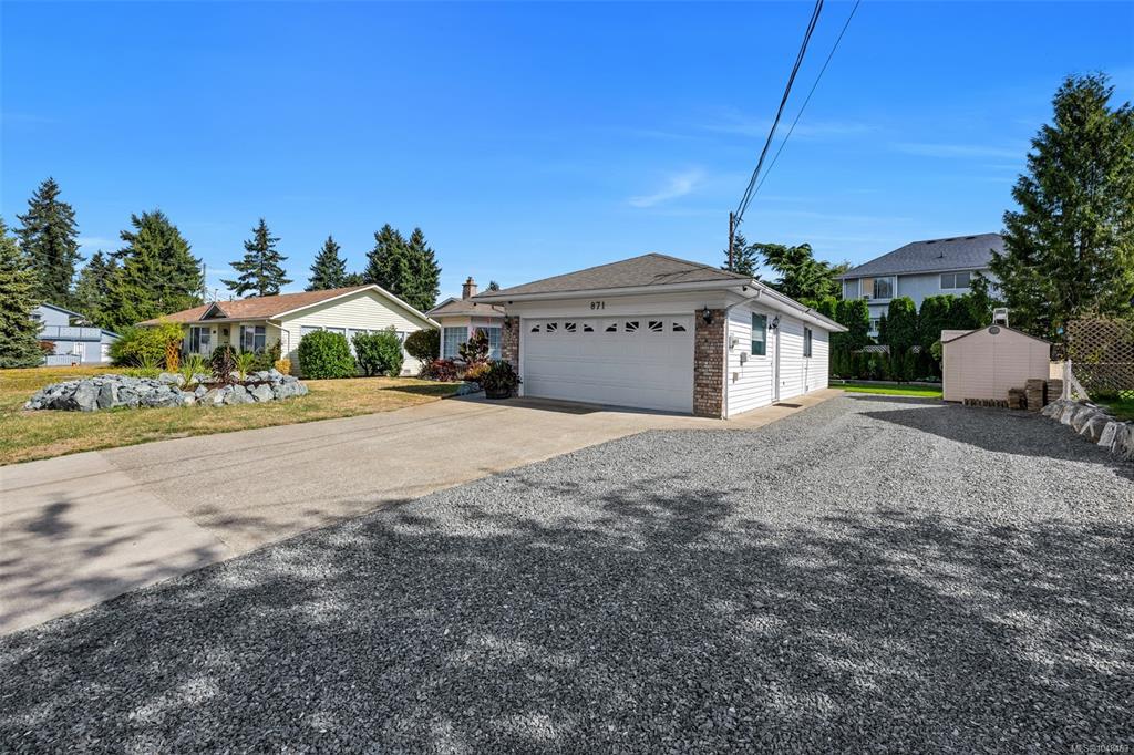 Fifth View of 871 Colonia Dr, Ladysmith, BC, V9G 1N5