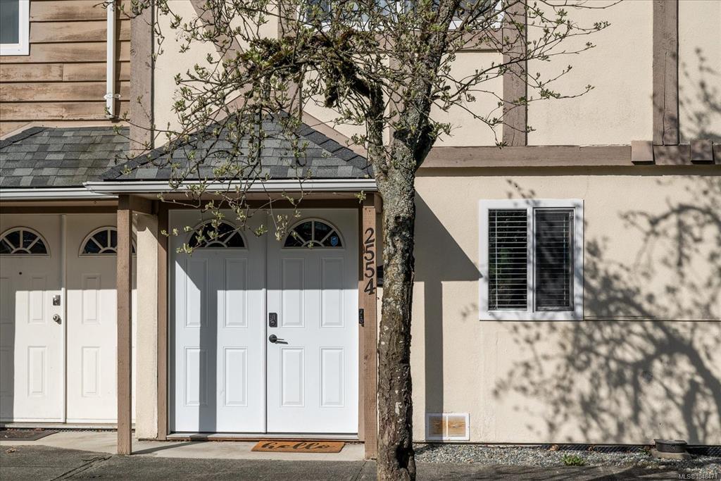Fourth View of 2554 Highland Blvd, Nanaimo, BC, V9S 3N8