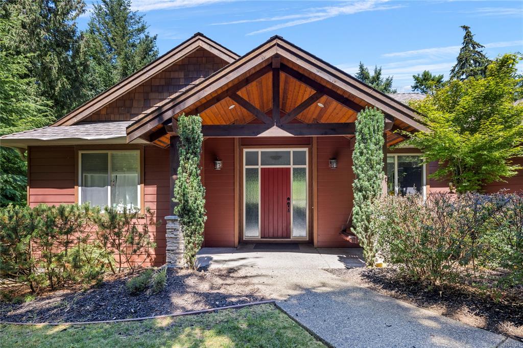 Third View of 1755 Galvin Pl, Qualicum Beach, BC, V9K 2V3