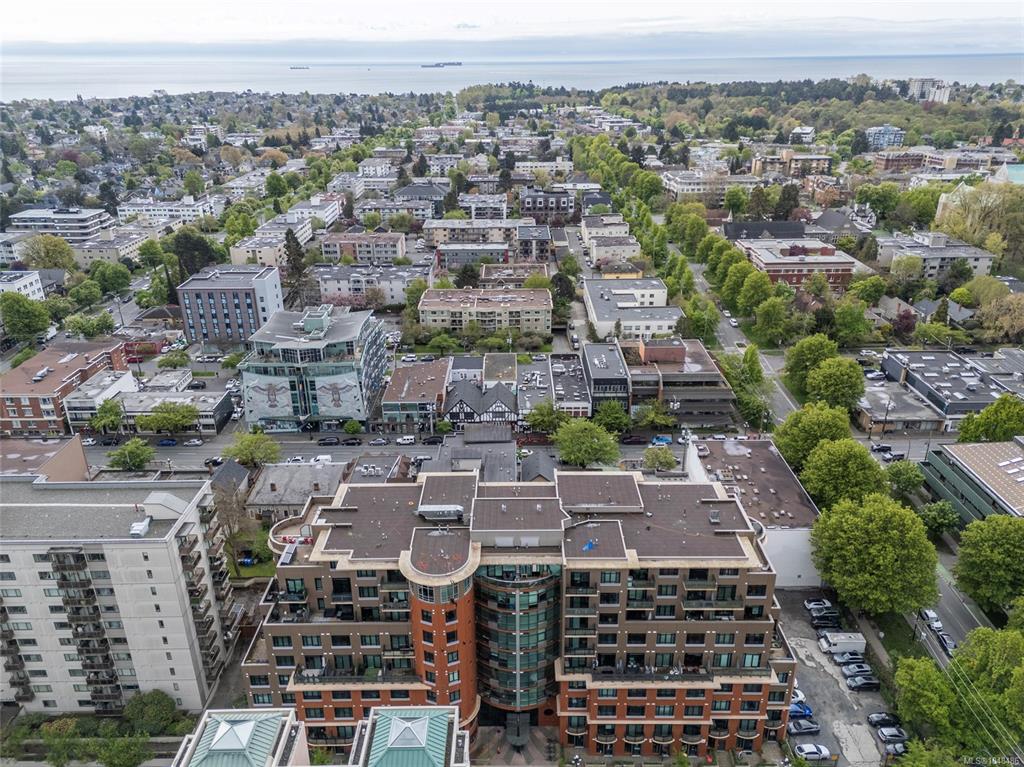 Third View of 1029 View St, JukeBox, Victoria, BC, V8V 0C9