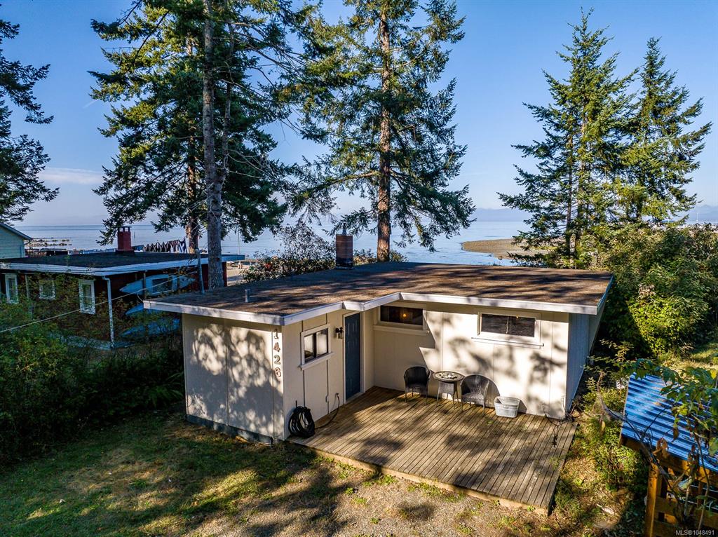 Second View of 1426 Wilkinson Rd, Comox, BC, V9M 4B3