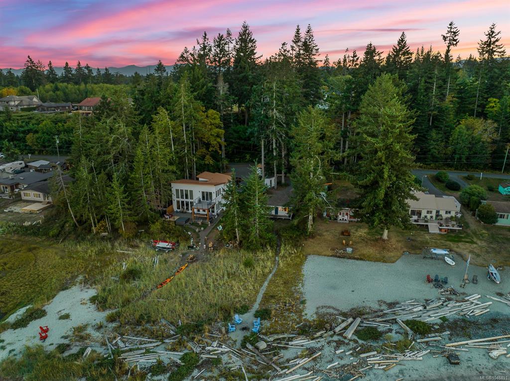 Fourth View of 1426 Wilkinson Rd, Comox, BC, V9M 4B3