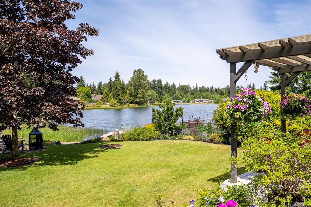 Fourth View of 9310 Martin Park Dr, Black Creek, BC, V9J 1C4