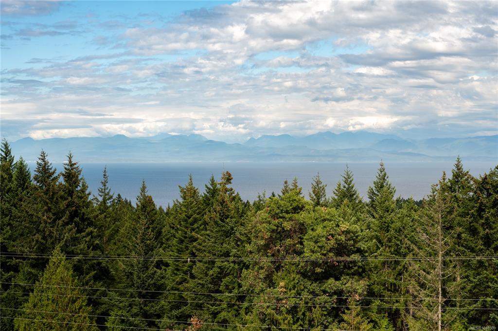 Third View of 4949 Dixon Lane, Lantzville, BC, V0R 2H0