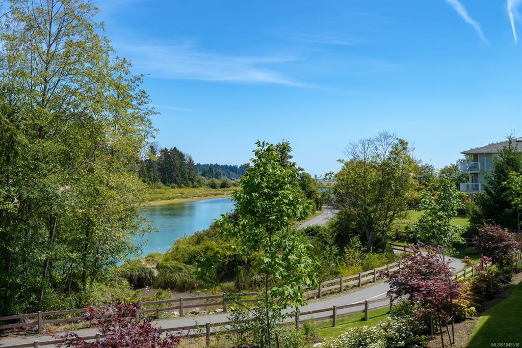 1944 Riverside Lane, 1048516, BC,