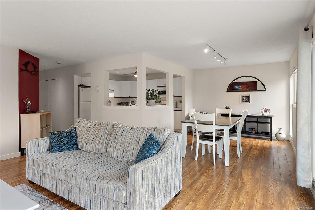Fifth View of 40 Gorge Rd W, Columbia Place, Saanich, BC, V9A 1L8