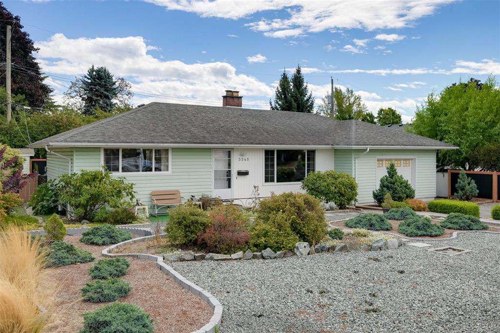 Third View of 3345 Biscoe Dr, Saanich, BC, V8Z 4P7