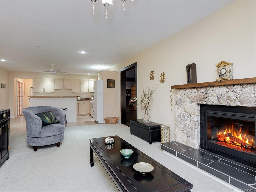 Fourth View of 9907 Galaran Rd, Sidney, BC, V8L 4G5