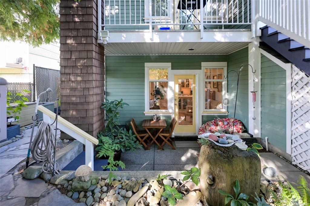 Fourth View of 2116 Richmond Rd, Victoria, BC, V8R 4C4