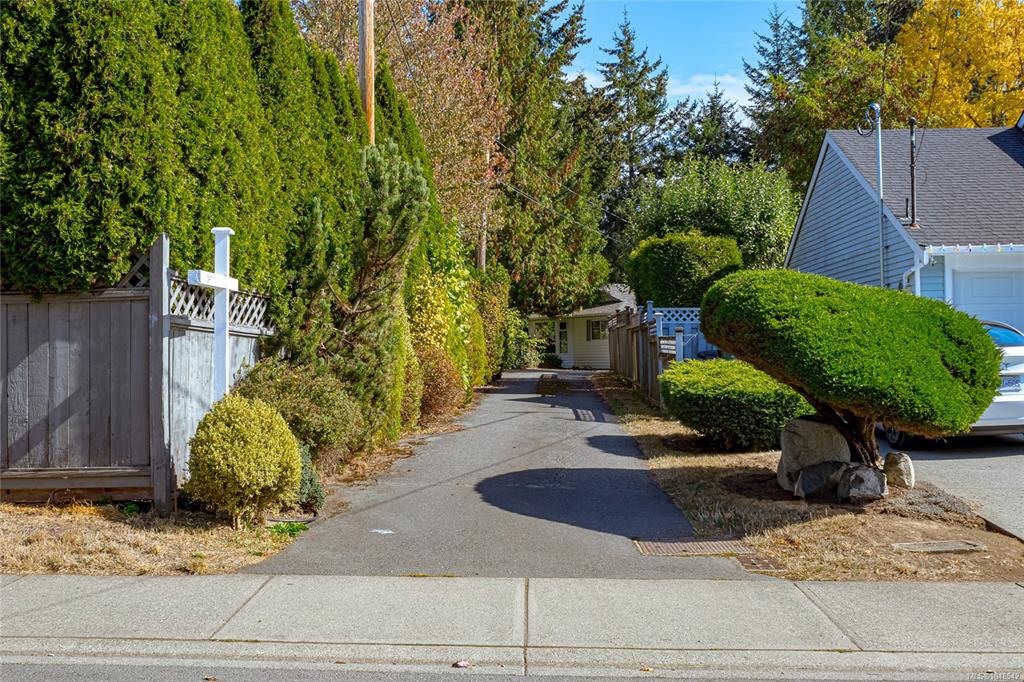 Third View of 4541 Elk Lake Dr, Saanich, BC, V8Z 6L3
