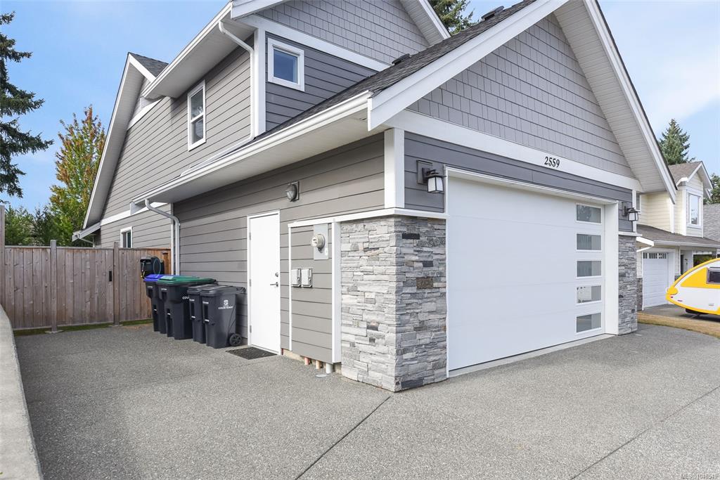 Third View of 2559 Brookfield Dr, Courtenay, BC, V9N 0E6