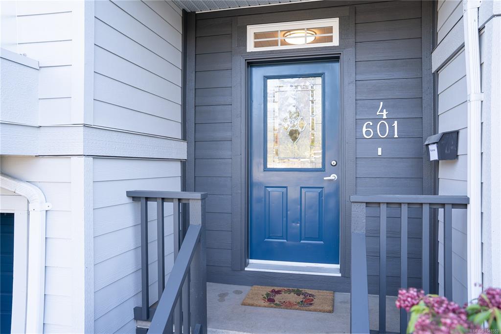 Fifth View of 601 Nelson St, Esquimalt, BC, V9A 6P7